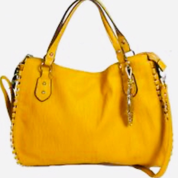 jessica simpson selena bag